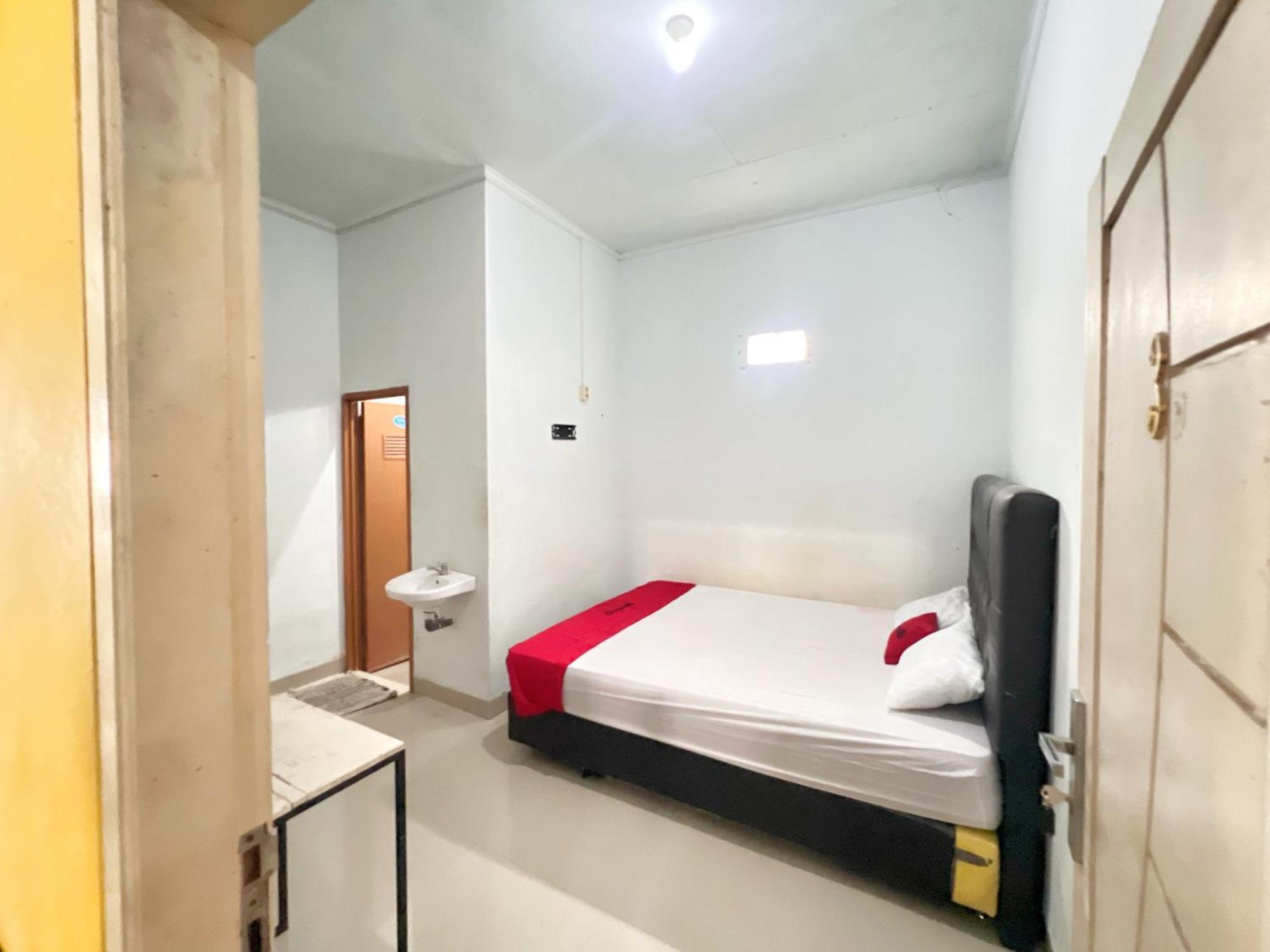 Reddoorz At Kay Residence Waydadi Lampung Bandar Lampung Zewnętrze zdjęcie