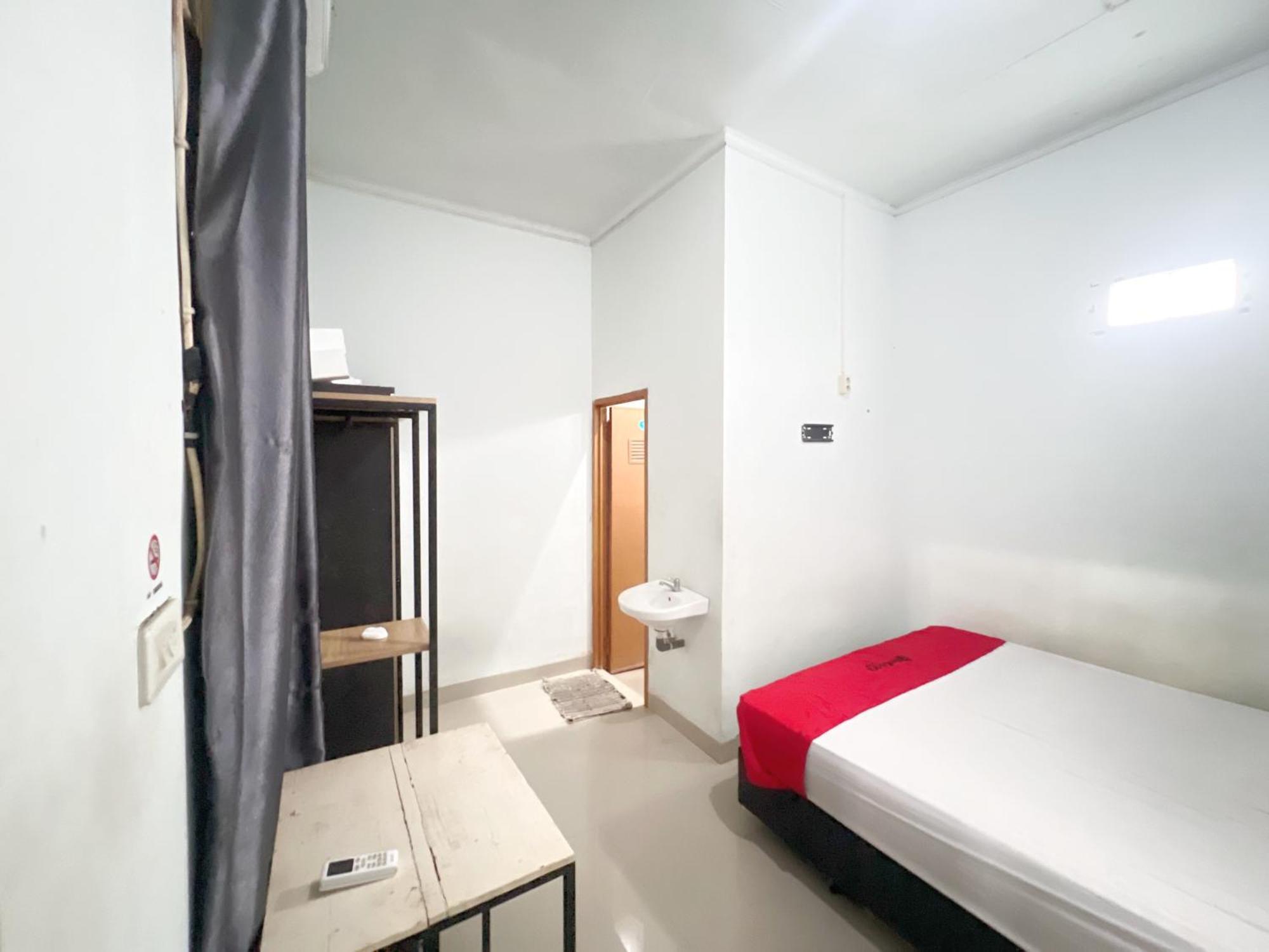 Reddoorz At Kay Residence Waydadi Lampung Bandar Lampung Zewnętrze zdjęcie